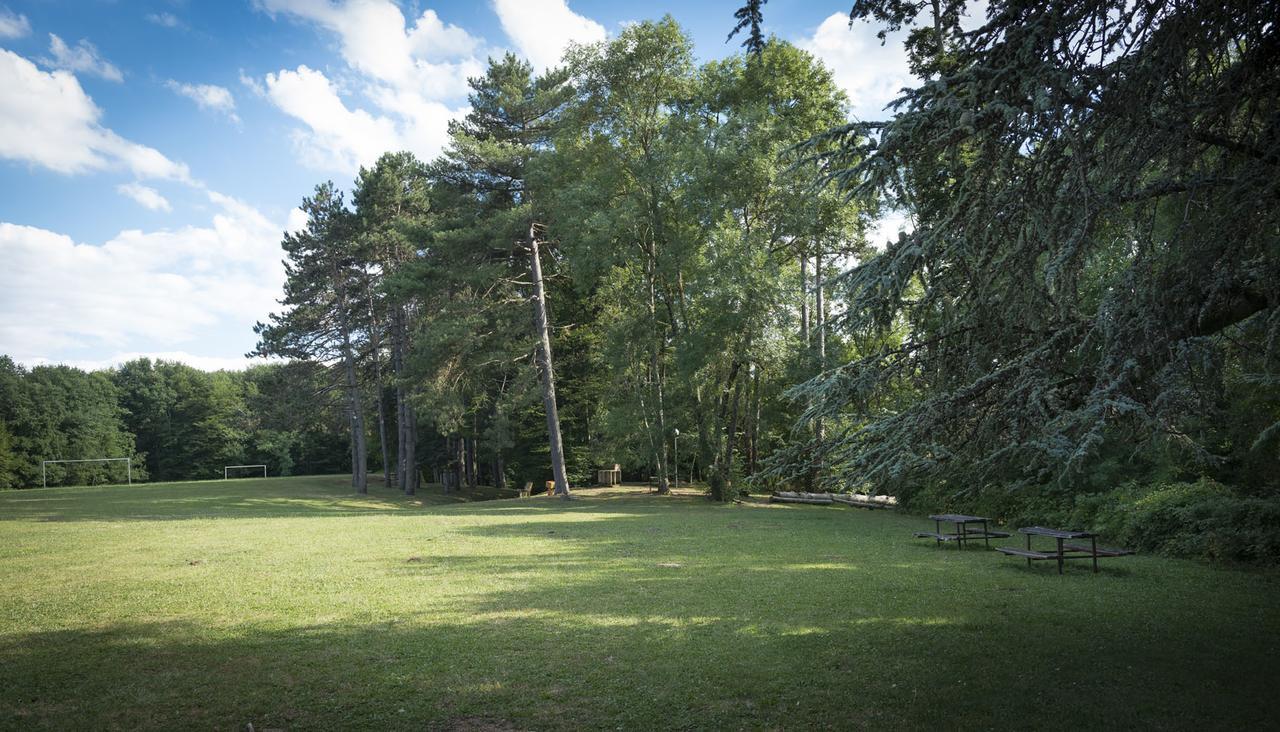 Domaine De Sainte-Croix Hotel Buitenkant foto